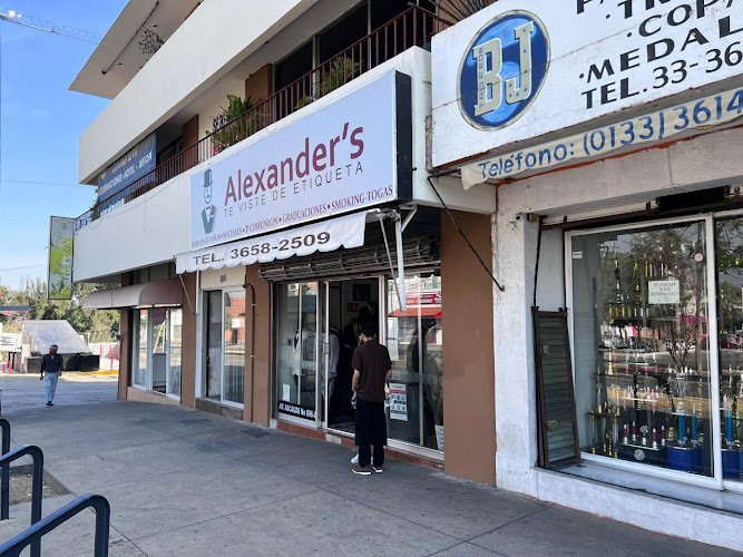 Alexanders, renta de trajes en Guadalajara