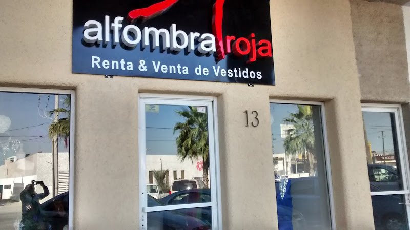 Alfombra Roja, renta de trajes en Monclova