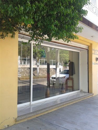 D' Etiqueta, renta de trajes en Minatitlan