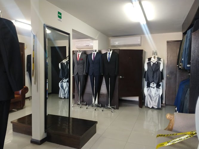 Elite Tuxedo Puentes (Renta Y Venta De Trajes Y Smokings En San Nicolás De Los Garza), renta de trajes en Monterrey