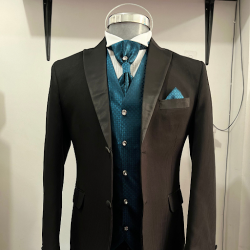 Laurenti | Renta Trajes Smoking Togas Cdmx, renta de trajes en Cdmx