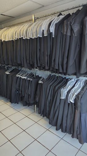 Mr. Tuxedo, renta de trajes en Nuevo Laredo