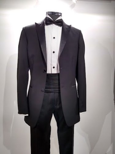 Renta De Trajes Y Togas | Casa Ávila, renta de trajes en Puebla