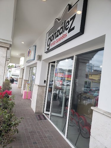 Tuxedos Gonzalez Tijuana, renta de trajes en Tijuana